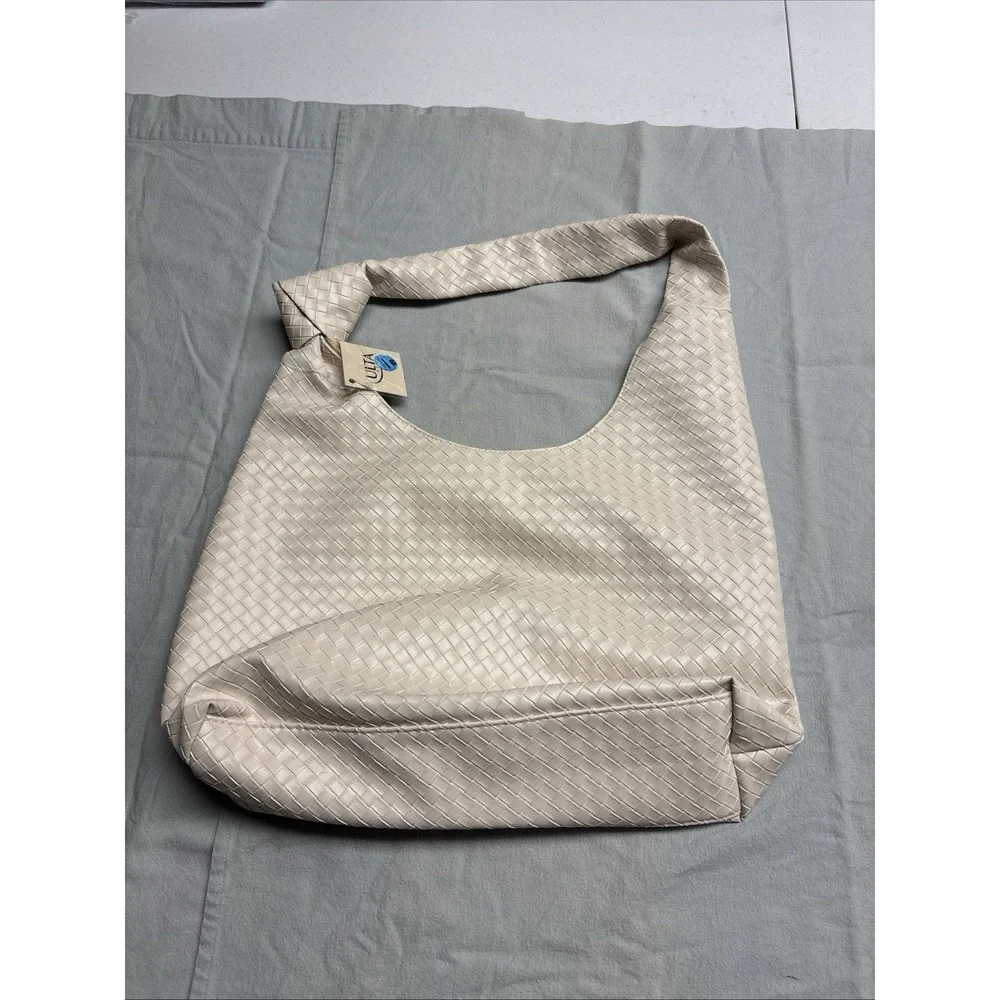 ULTA Beauty Ivory Woven Hobo Shoulder Bag Magnetic Closure Gold Hardware